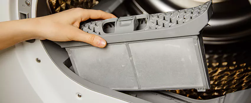Signs Of A Clogged Dryer Lint Trap in Palmetto Bay, Florida